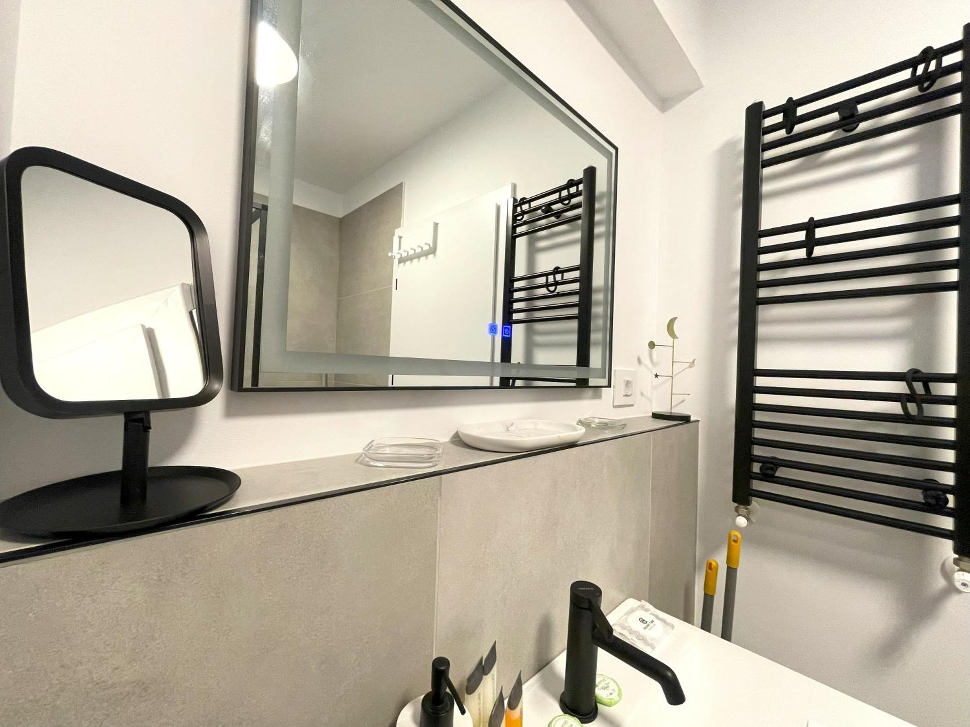 Rosewood Boutique Apartment Sinaia Esterno foto