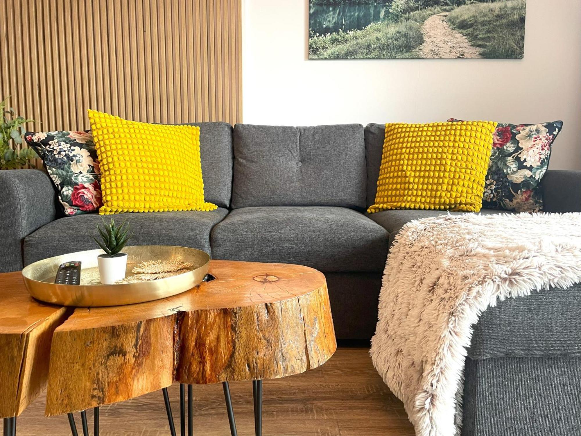 Rosewood Boutique Apartment Sinaia Esterno foto